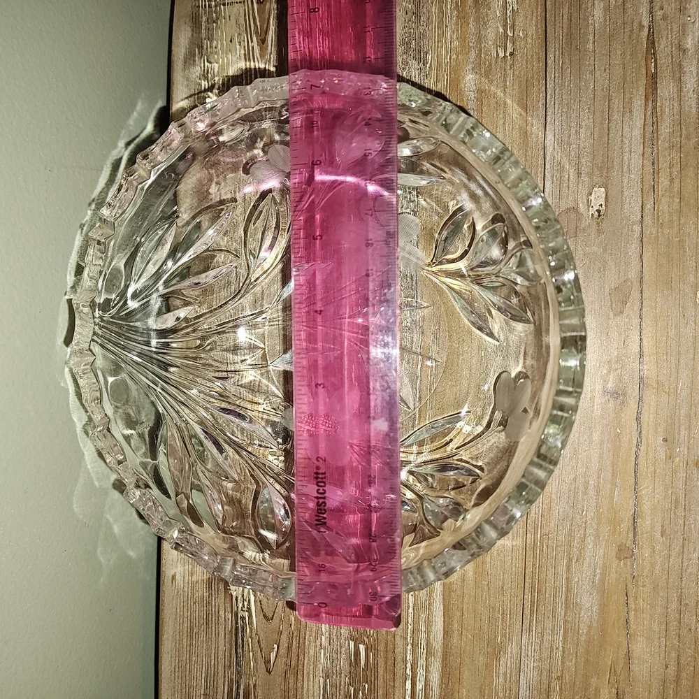 Vintage Etched Flower Glass Round Bowl With Saw Tooth Edge